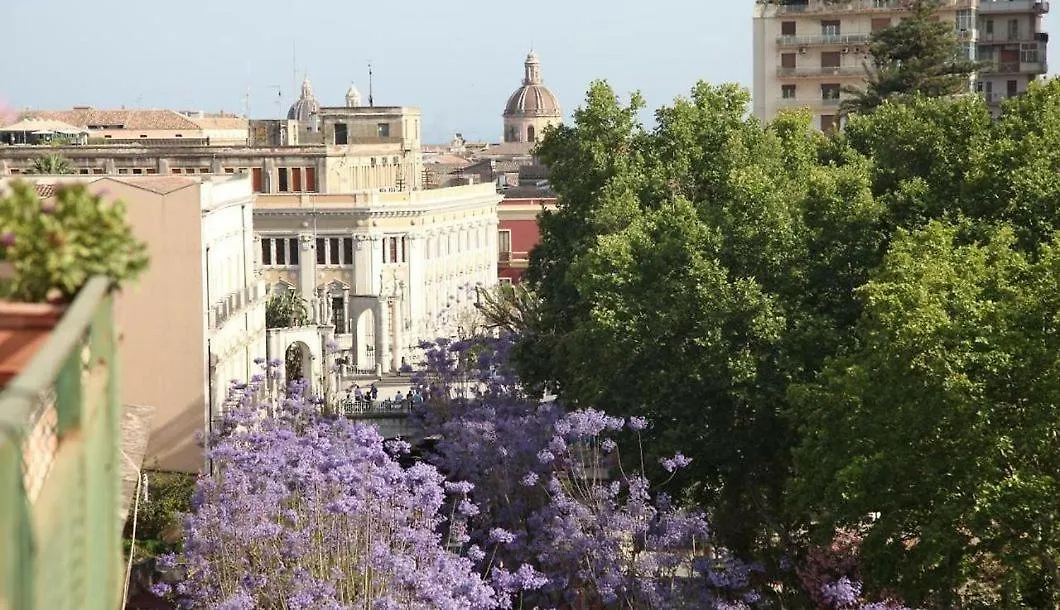 Centro-Bellini Apartment Catania 0*,